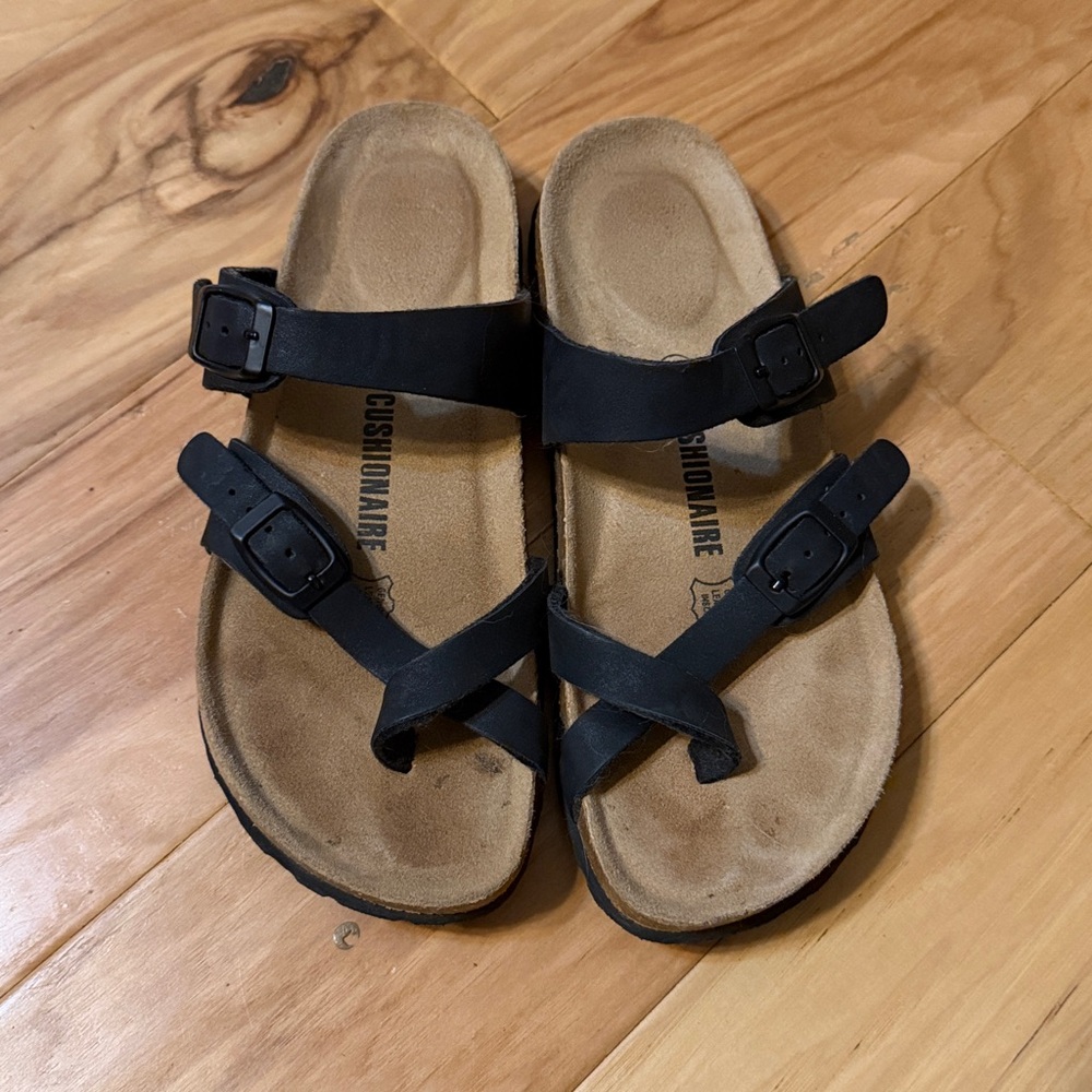Cushionaire Sandals